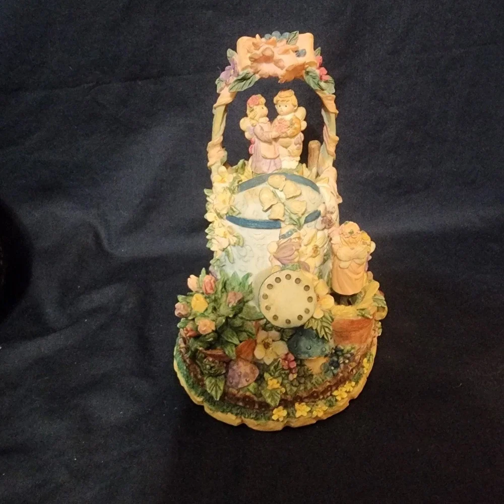 Tune Wind Beneath My Wings Music Figurine Fairies,‎ Water Pitcher, Mushroom